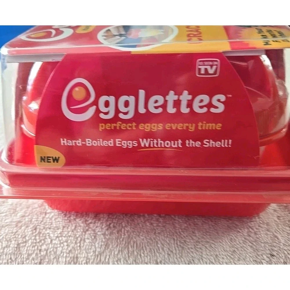 Egglets Hard-Boiled Eggs Without the Shell 4 Included New in Box‎